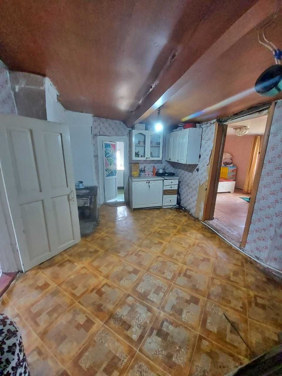 `ПРОДАМ 3 комнатный дом в Сортировке, рядом школа, остановка