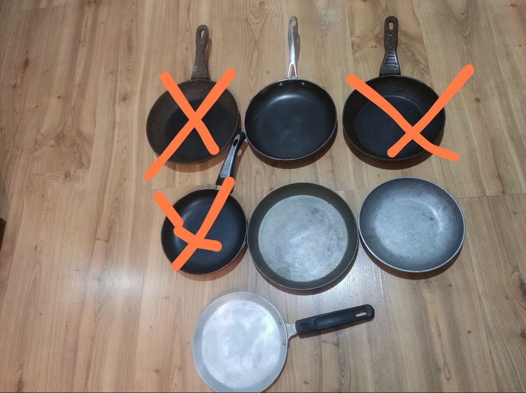 Продам сковороду разные