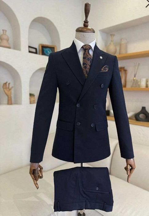 Мужской стильный костюм на заказ из Турции