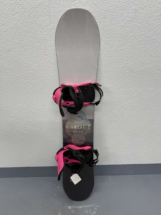placa noua snowboard nitro arial L142cm