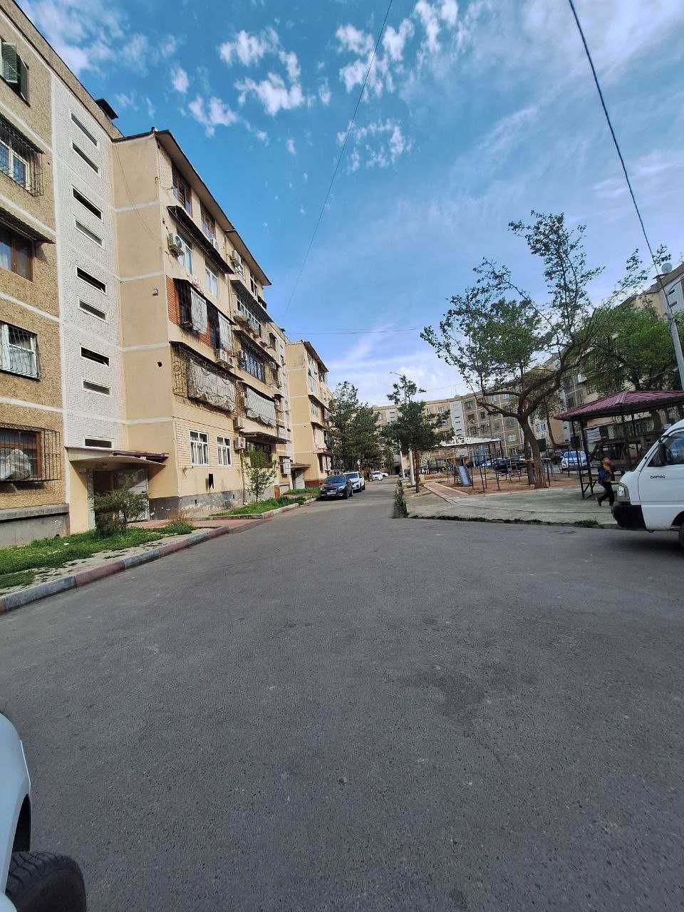 2 хонали квартира сотилади Чилонзор Алгоритм  62м2