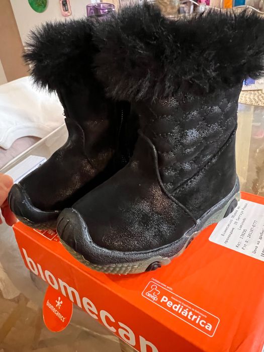 Бебешки обувчици