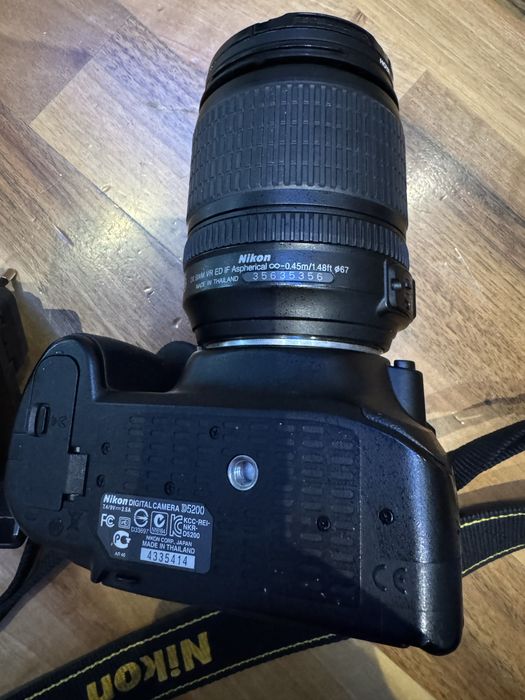 Aparat foto DSLR Nikon D5200