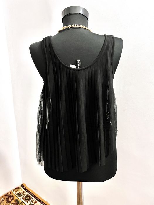 Top mariou H&M negru din voal si dantela S
