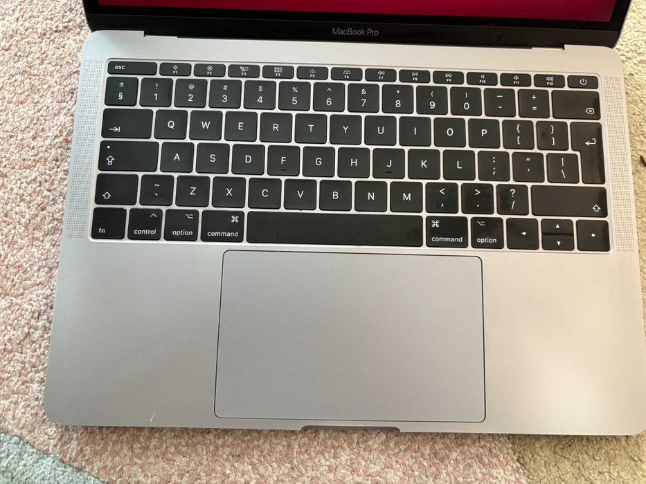 MacBook Pro 13inch 2017 8gm ram 250 GB HDD