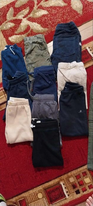 Lot pantaloni copii .98 - 104