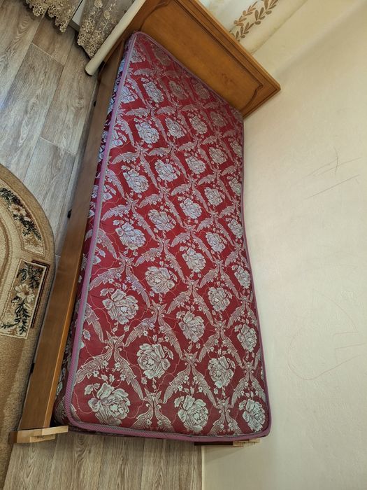 продам 2 матраса