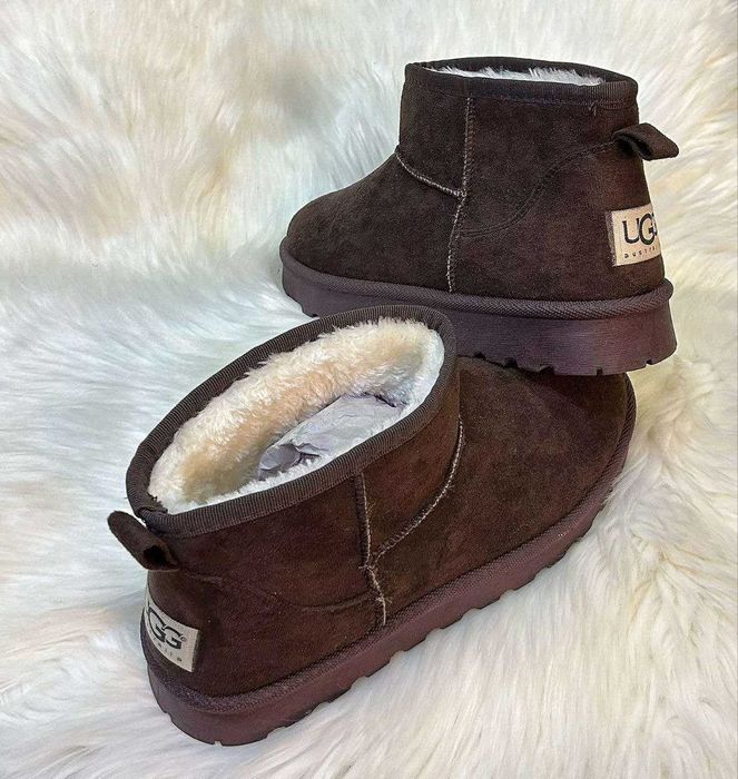 Ugg dama, diferite culori