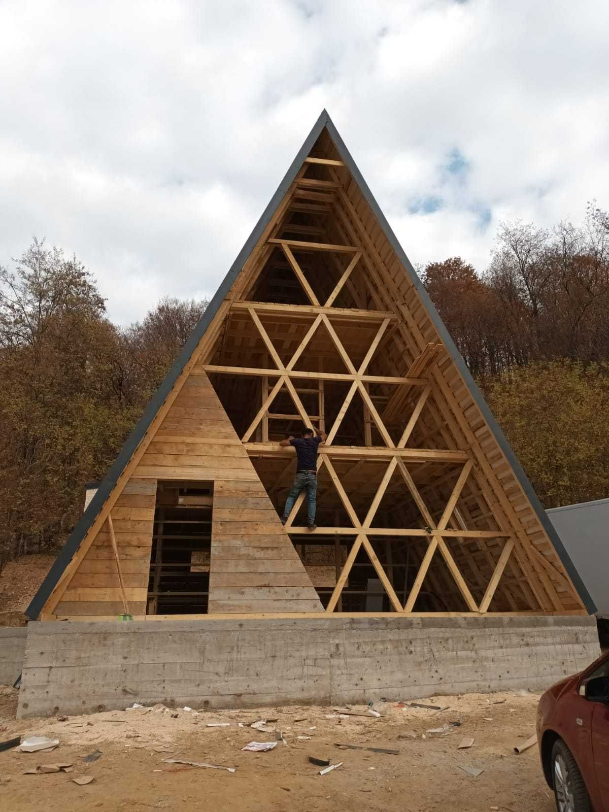 Cabana stil A-Frame si case din structura de lemn