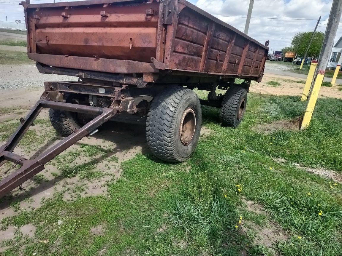 Прицеп ПТС-6 на колесах