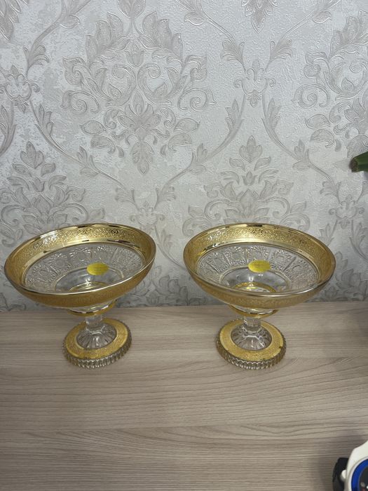 Конфетница золотистая