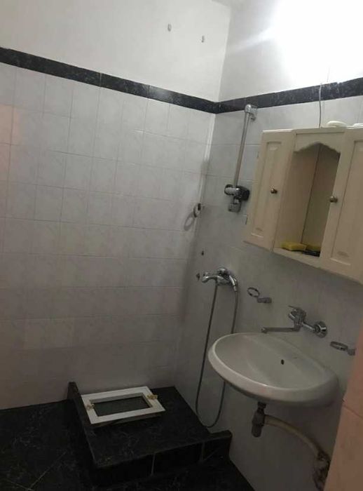 Дава се под наем Двустаен апартамент в Пловдив, Кършияка - 46 кв.м за 255 € - Снимка #4