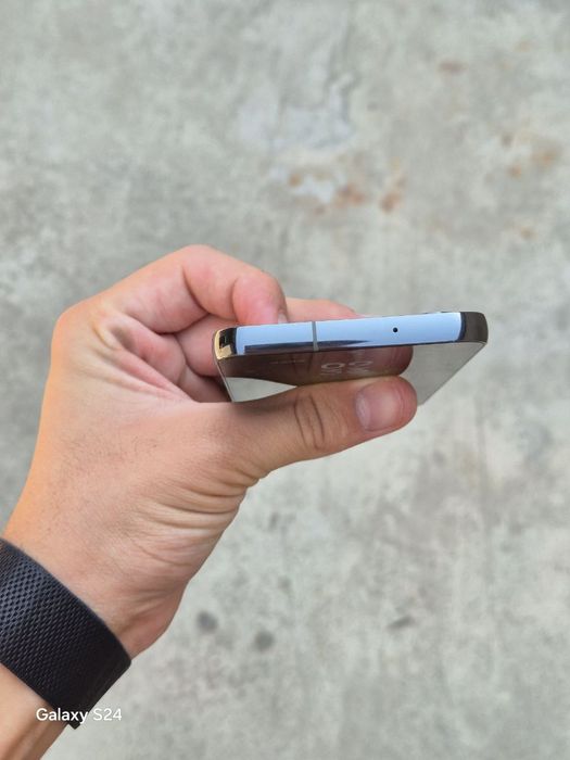 Samsung s23  5G 256gb