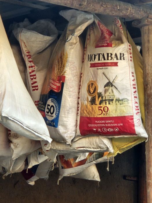 Un qopi sotiladi 2000 sum