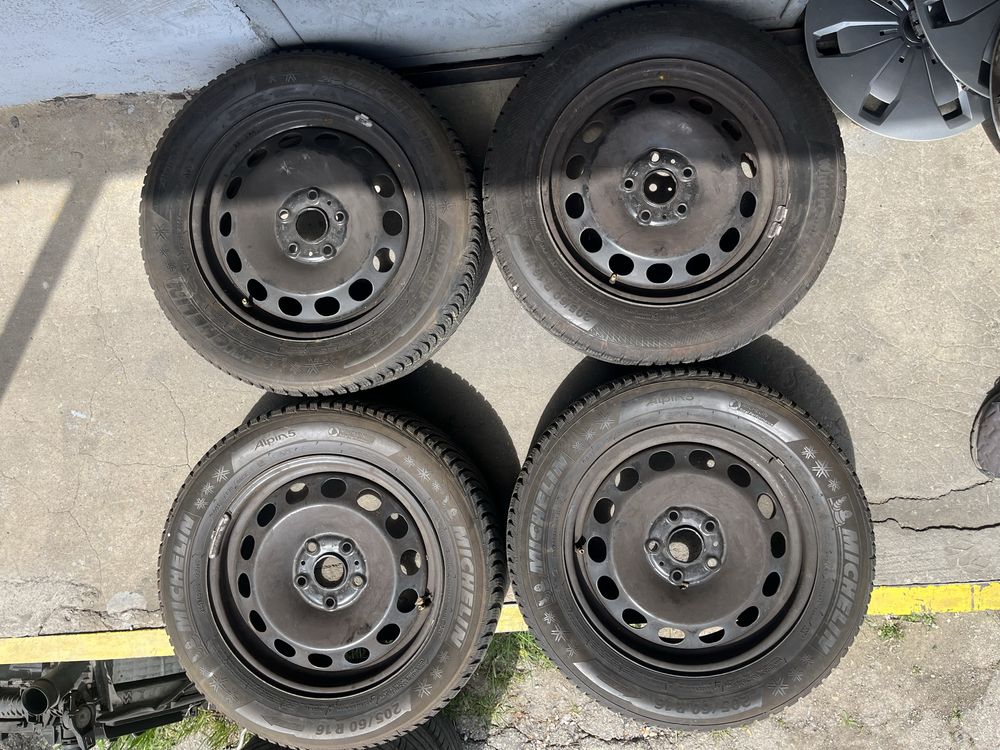 4 бр. джанти 16” с гуми 205/60/16 и тасове за VW Skoda Seat