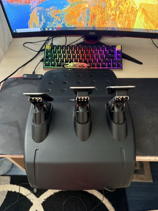 Волан и педали Logitech g920