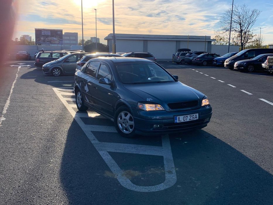 Vând urgent Opel Astra in stare perfecta de funcționare motor 1.6 benz