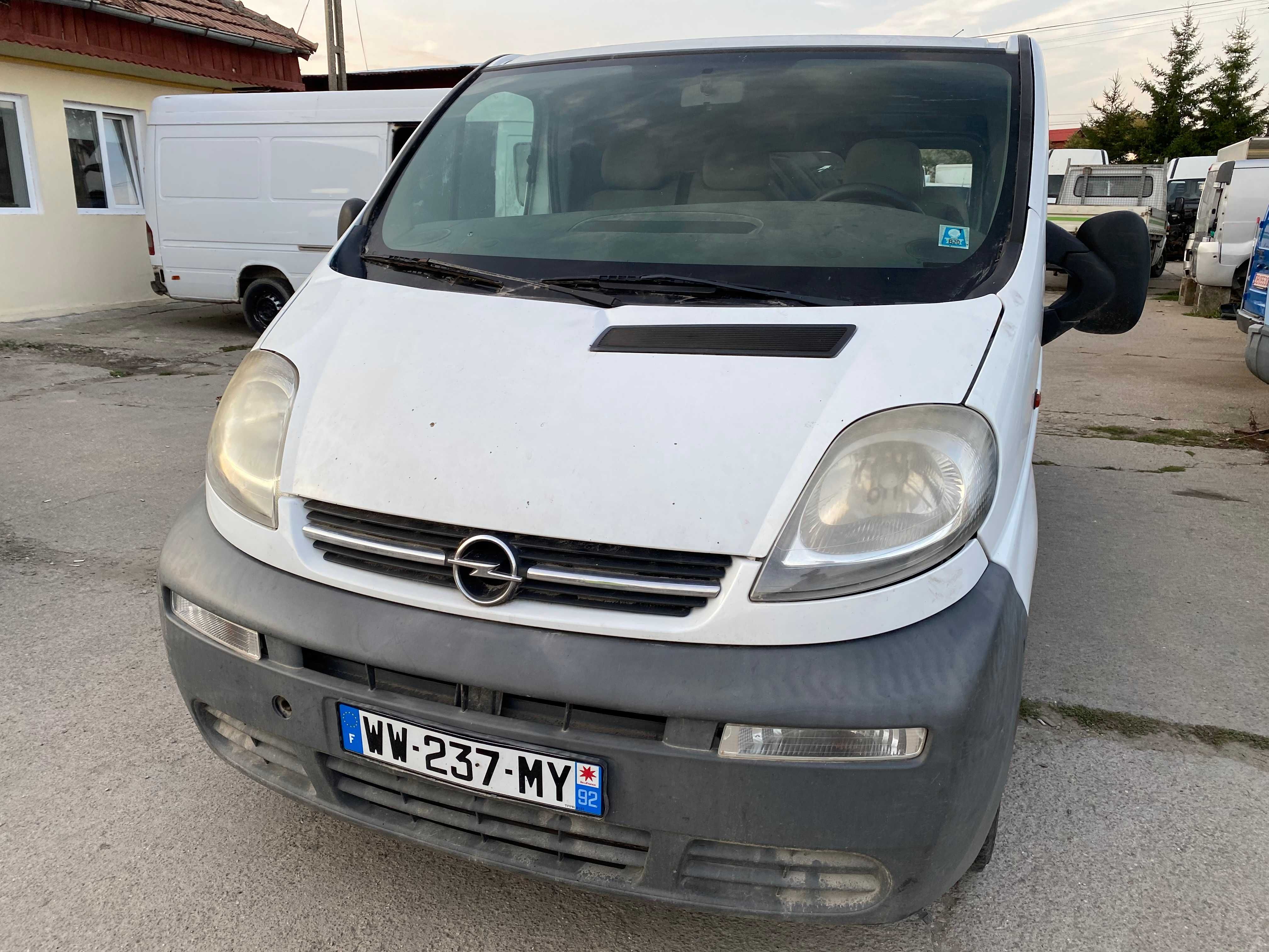 Cutie viteze Volanta Ambreiaj Disc OPEL VIVARO 1.9 DTI F9Q mediu 2006