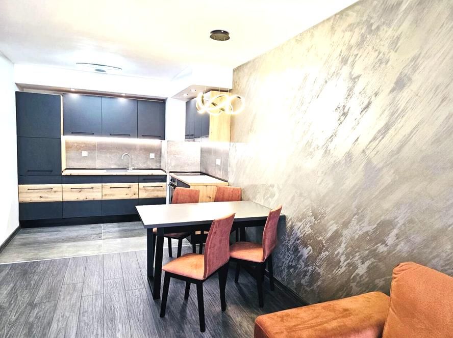 Дава се под наем Двустаен апартамент в Пловдив, Христо Смирненски - 85 кв.м за 600 € - Снимка #3