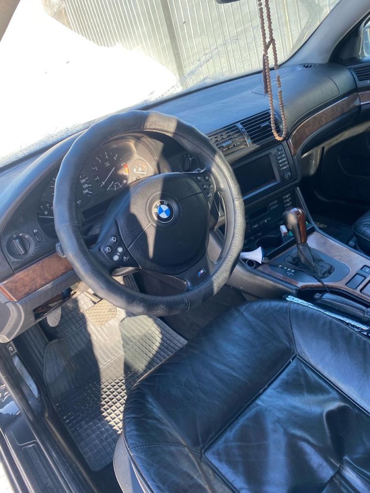 Продам BMW E39 530 i