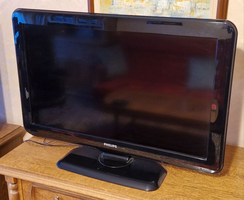 LCD Full HD Tелевизор Philips