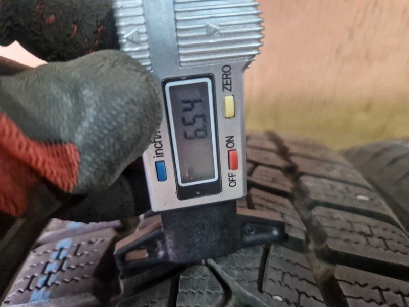 4 Firestone R15 195/60
зимни гуми 
DOT4618