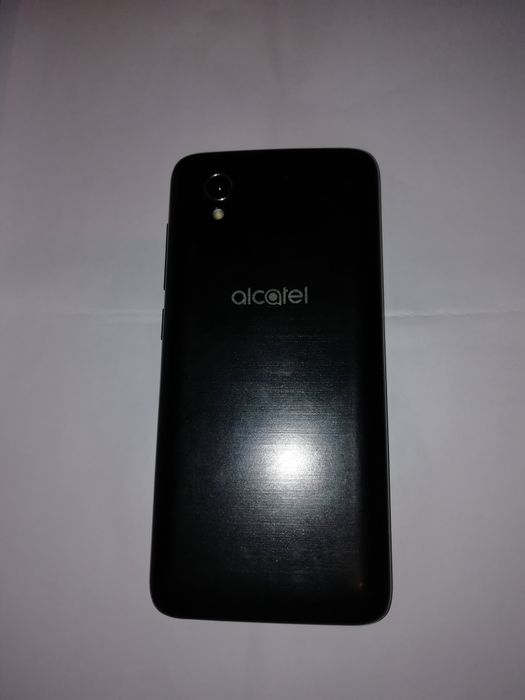 Alcatel 1 (8GB памет)
