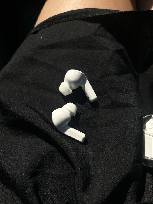 Слушалки чисто нови