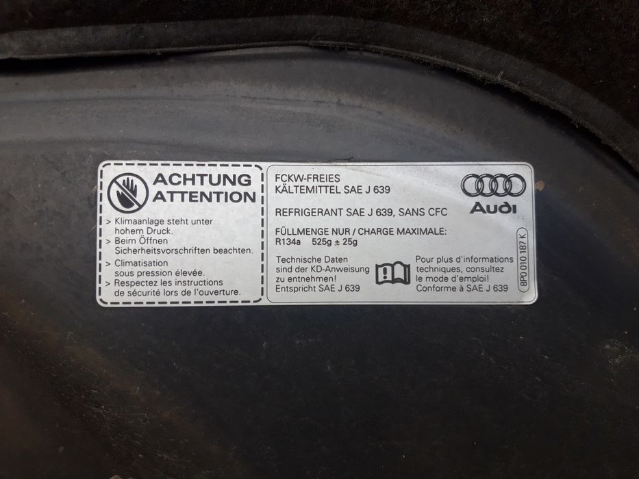 Преден капак audi a3 sportback