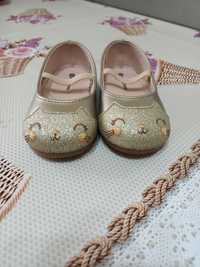 Papuci pantofi fetita mărime 22 LCW auriu