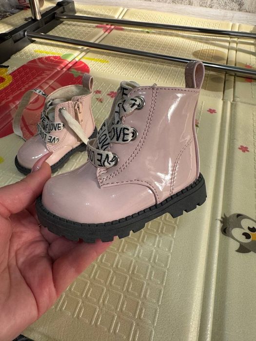 Детские сапоги для девочки