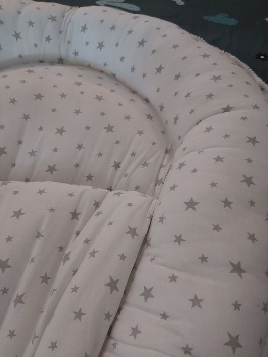 Baby nest Delux 250 lei ușor negociabil