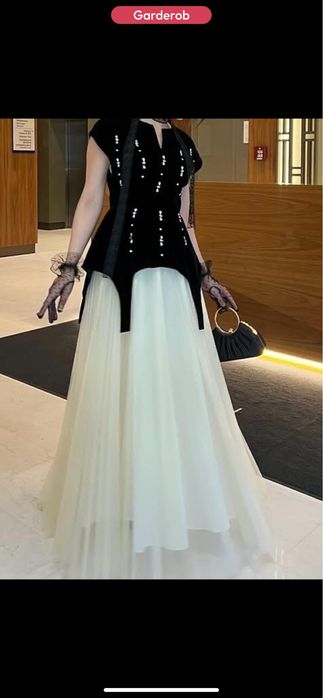 Продам вечерние платья размера L