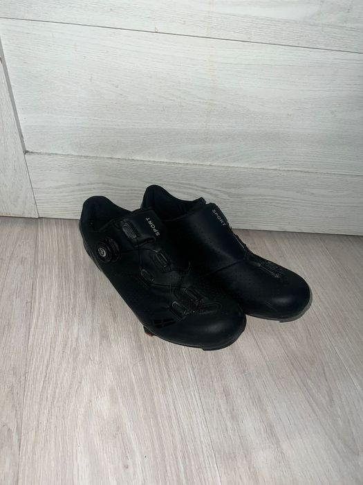 Велотуфли, велообувь