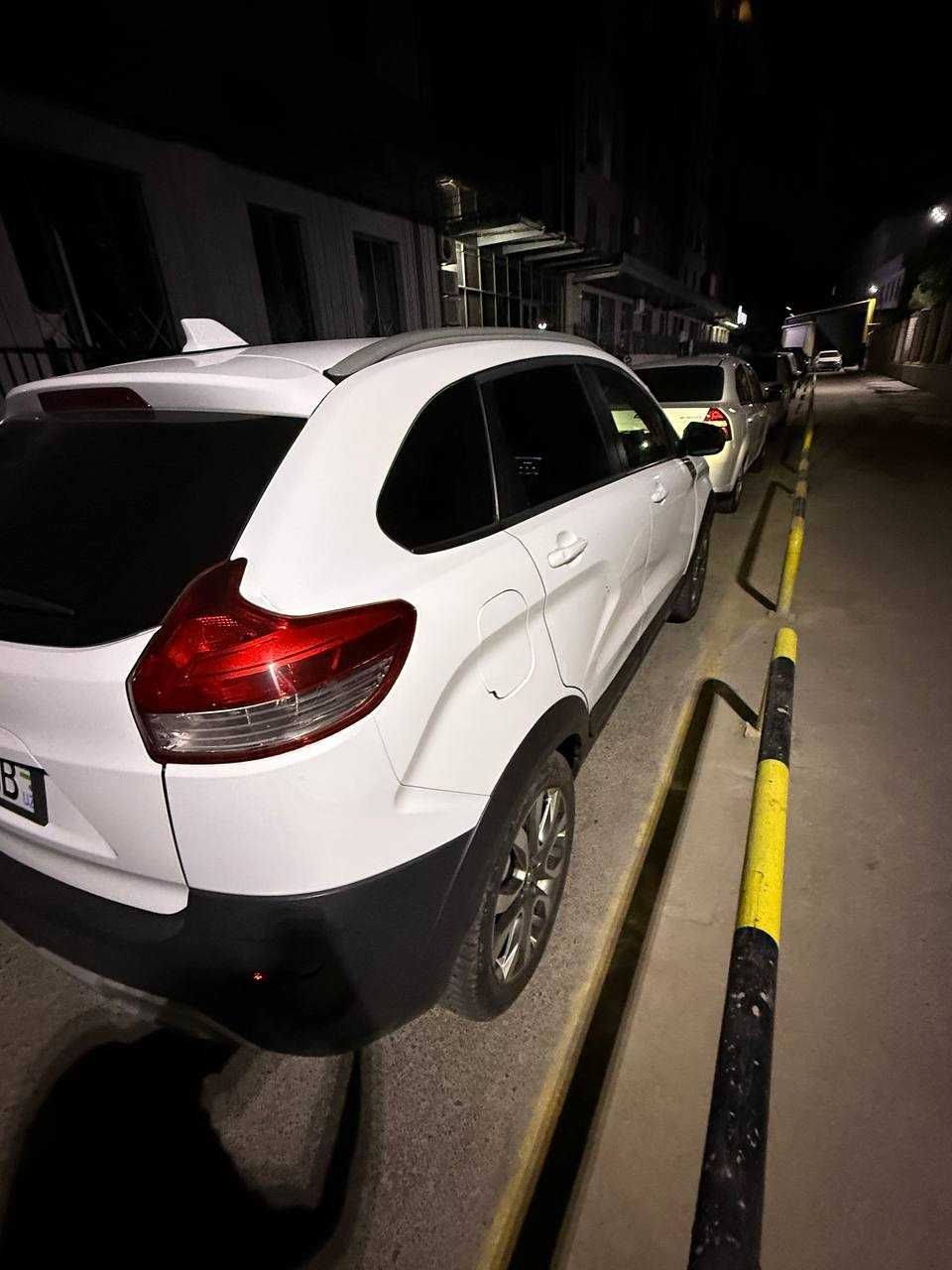 Lada X Ray Cross