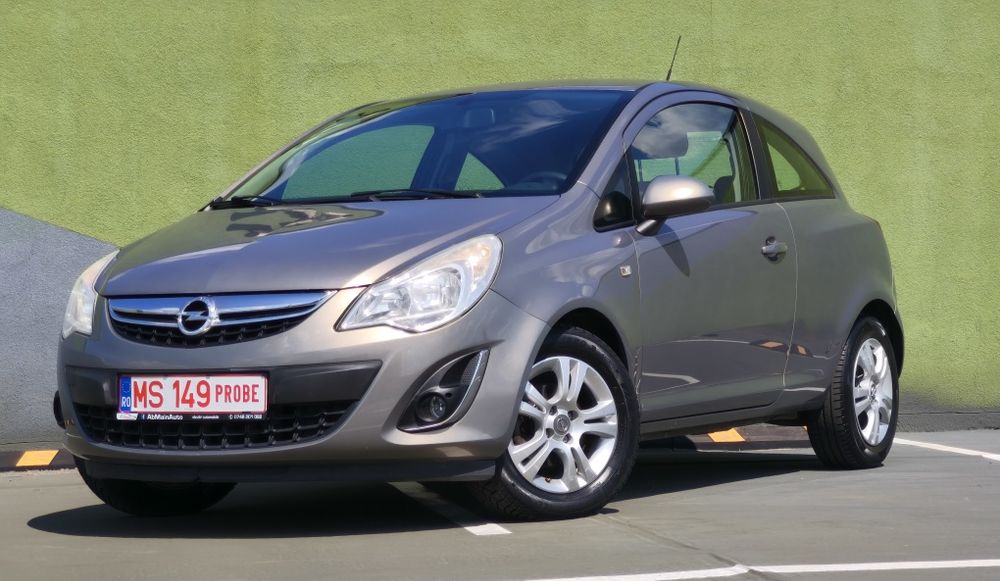 Opel Corsa D Facelift 1.2 Benzina Euro 5 - Cutie automata / Easytronic