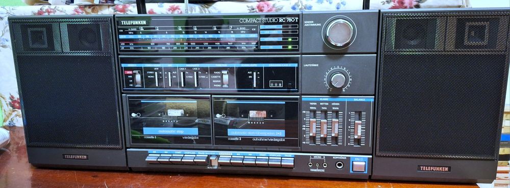Dublu radio casetofon TELEFUNKEN