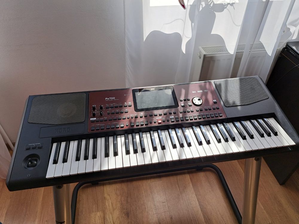 Vand Korg Pa 700