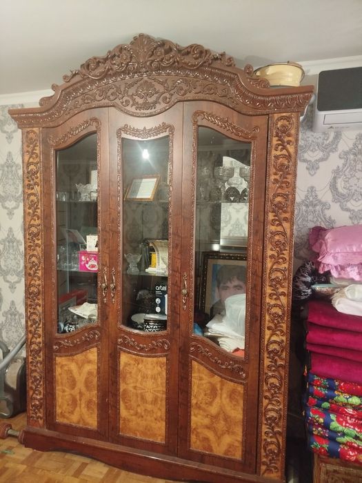 Стенка сотилади..