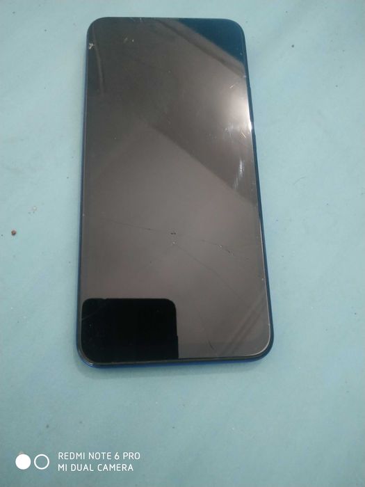 Продам телефон HUAWEI P smart Z
