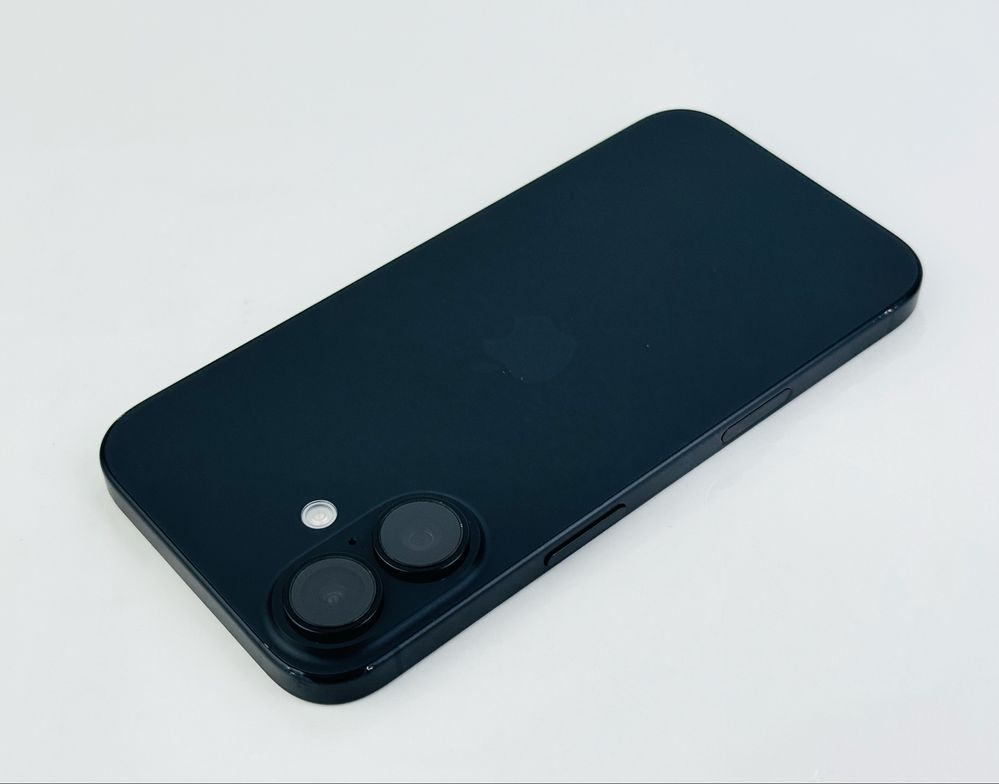 Apple iPhone 16 256GB Black 100% Батерия! Гаранция!