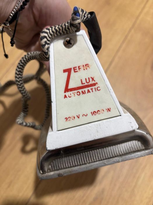 Fier de călcat de colectie Zefir