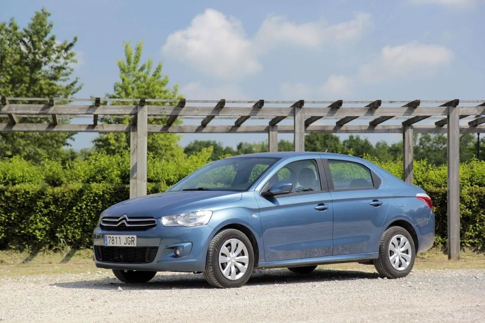 Dezmembrez Citroen C-Elysse