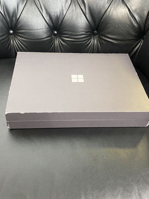 Tableta Microsoft Surface Pro / 16 GB RAM / 512 GB / 11th Ed / Black