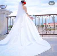 Продам свадебное дизайнерское  платье