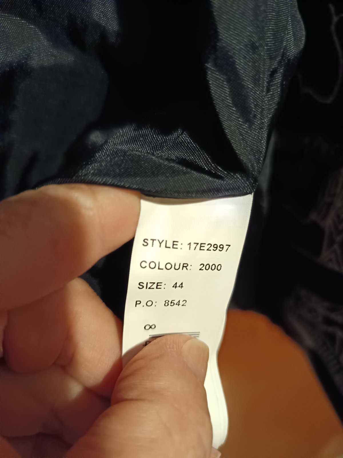 Продавам зимно палто