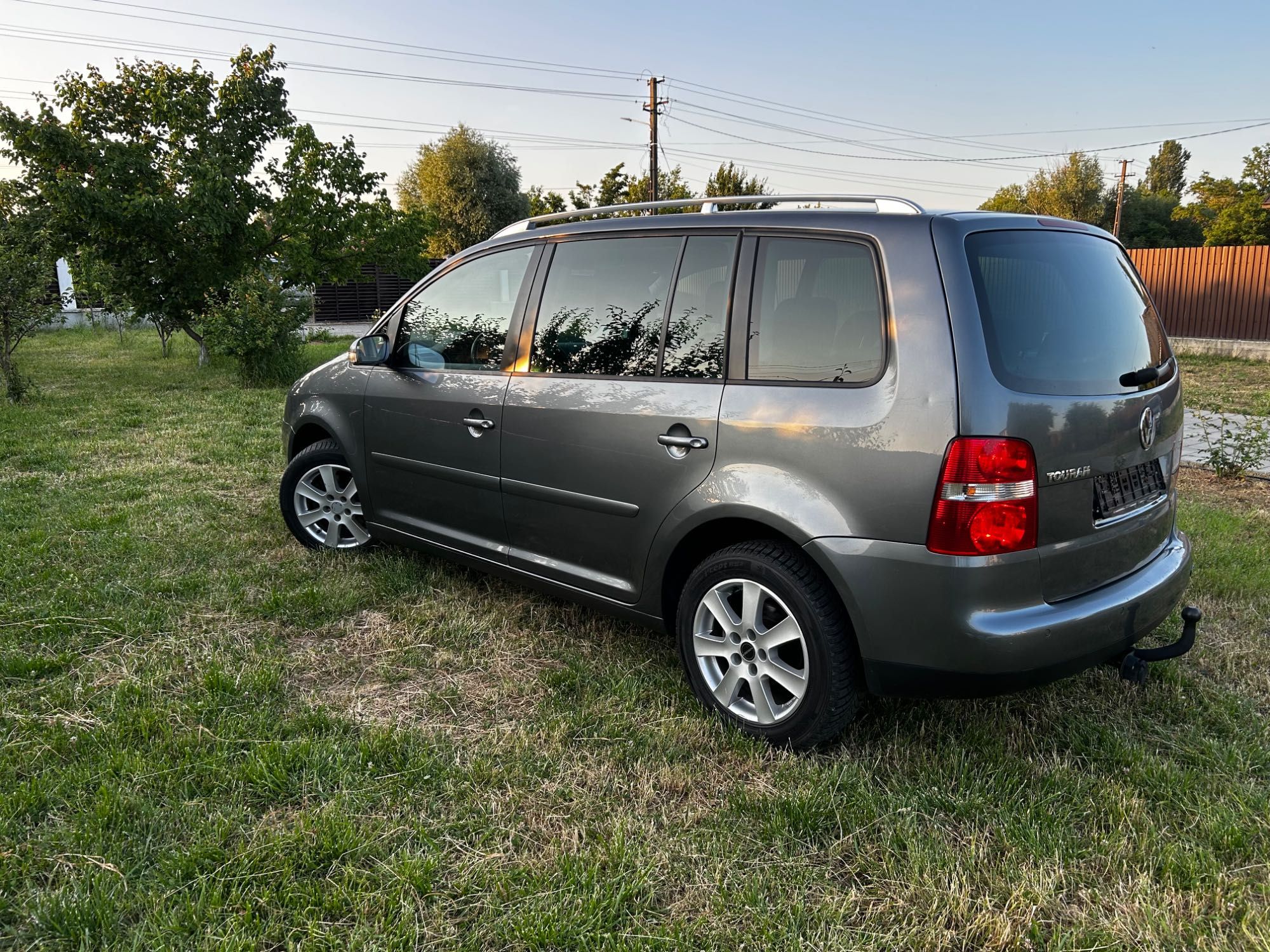 VW Touran 2.0 TDI/ 140 CP> BKD> An Fabr 2006>7 Locuri>Import Germania