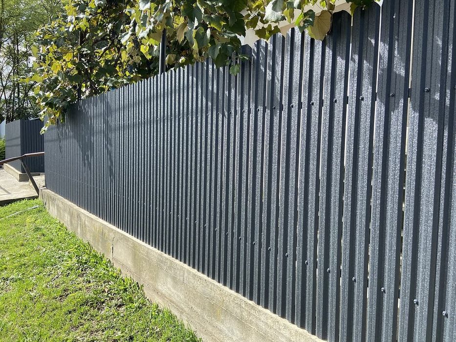 Vand fac garduri la comanda clientului