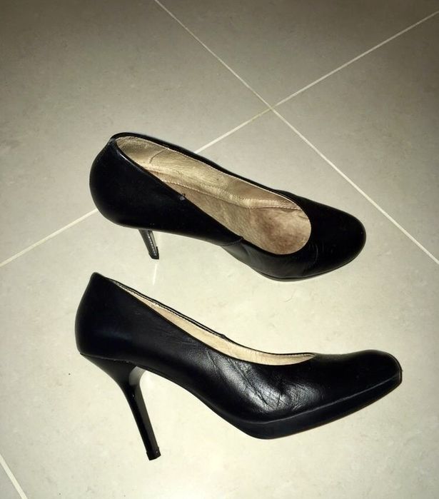 Лот дамски обувки, кожа, на ток, 38/39 номер, до 50 лв./чифт