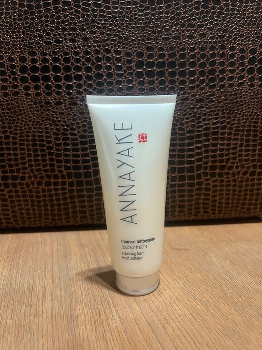 Creme Annayake și Orlane